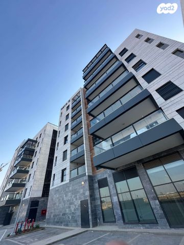 אפיקי הנחל / אופקים החדשה