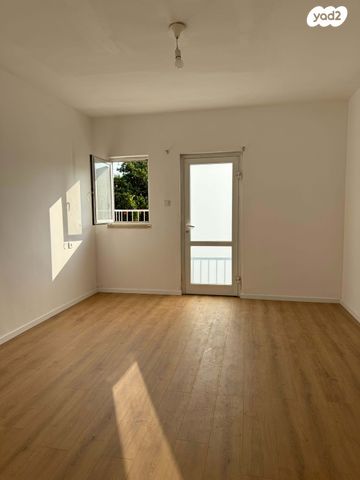 בית פרטי/ קוטג', חניאל