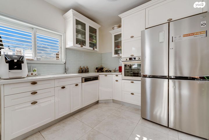 גג/ פנטהאוז, הראב"ע, נווה רם, שיכון מזרחי, רמת גן