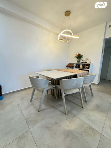 דירה, כרמי הנדיב, אחוזת רוטנר, קרית מלאכי