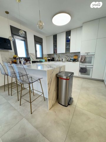 דירה, כרמי הנדיב, אחוזת רוטנר, קרית מלאכי