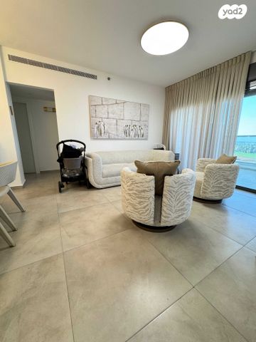 דירה, כרמי הנדיב, אחוזת רוטנר, קרית מלאכי