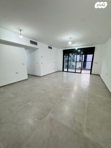 דירה, כרמי הנדיב, אחוזת רוטנר, קרית מלאכי