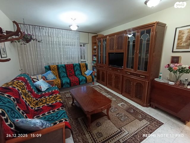 שדרות ירושלים 48