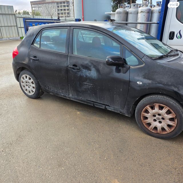 טויוטה אוריס