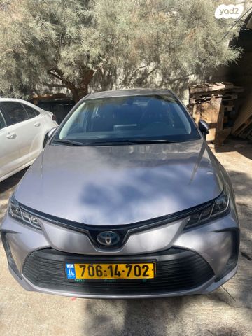 טויוטה קורולה