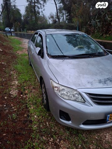 מודעת רכב טויוטה קורולה