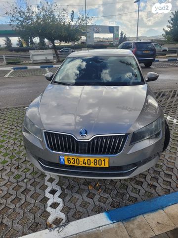 מודעת רכב סקודה סופרב