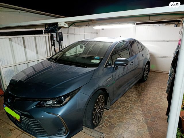 טויוטה קורולה