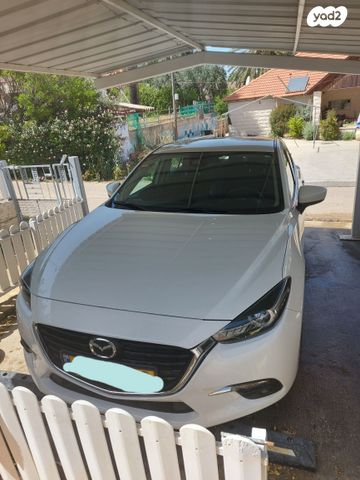 מודעת רכב מאזדה 3