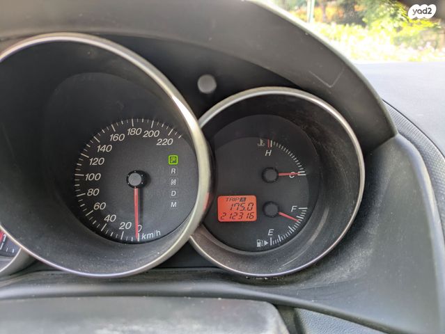 מאזדה 3