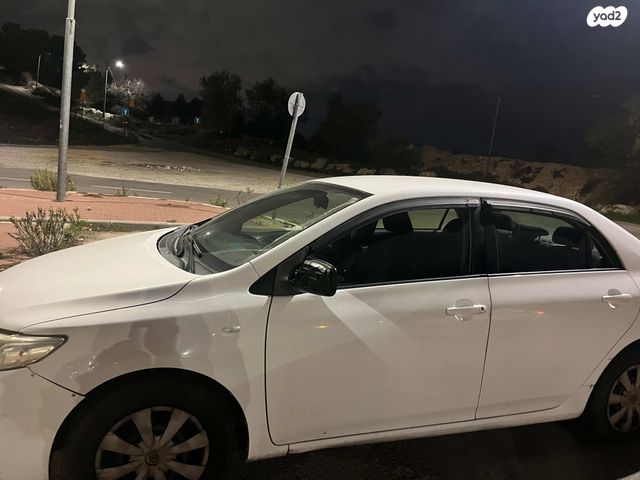 מודעת רכב טויוטה קורולה