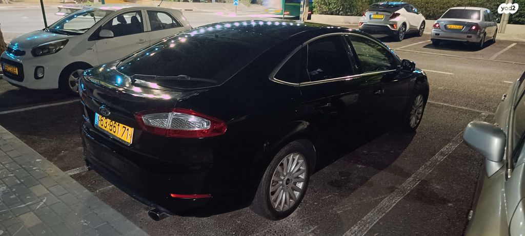 פורד מונדאו