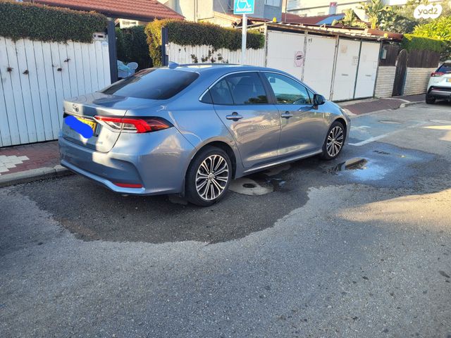 טויוטה קורולה