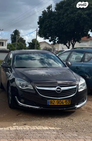 מודעת רכב אופל אינסיגניה