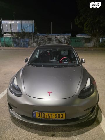 טסלה מודל 3