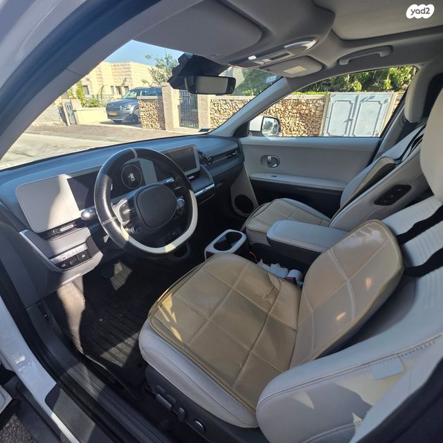 יונדאי איוניק 5