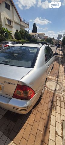 טויוטה קורולה