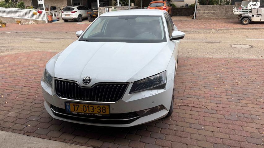 מודעת רכב סקודה סופרב