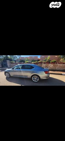 מודעת רכב סקודה סופרב