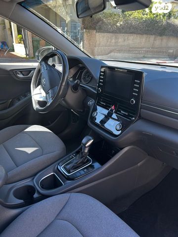 יונדאי איוניק