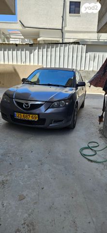 מודעת רכב מאזדה 3