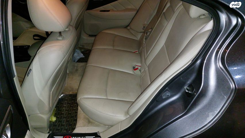 אינפיניטי Q50