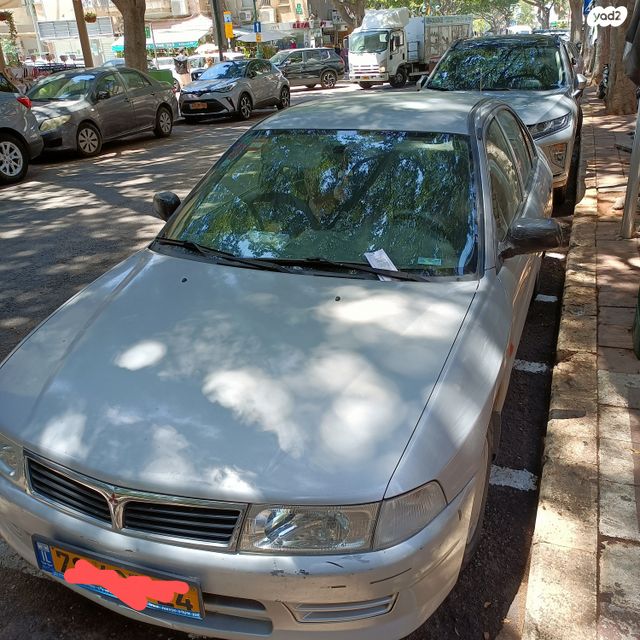 מודעת רכב מיצובישי לנסר