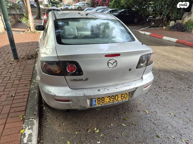 מאזדה 3