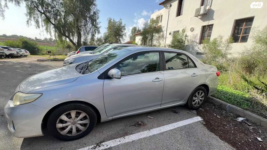 טויוטה קורולה