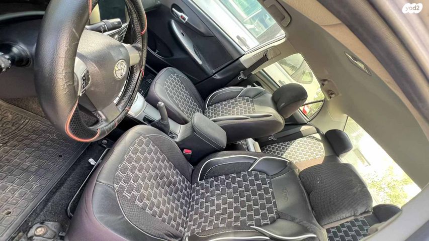 טויוטה קורולה