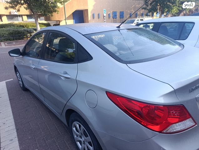 יונדאי אקסנט i25