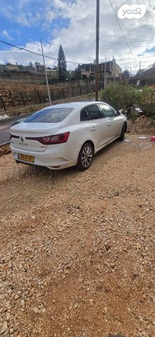 רנו מגאן