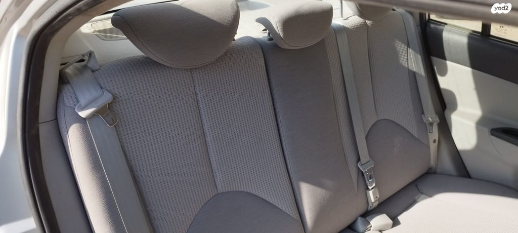 יונדאי אקסנט i25