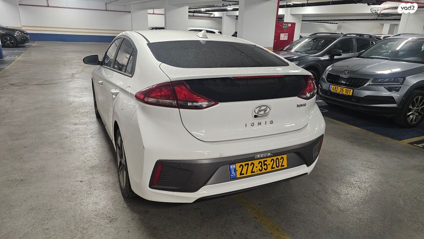 יונדאי איוניק