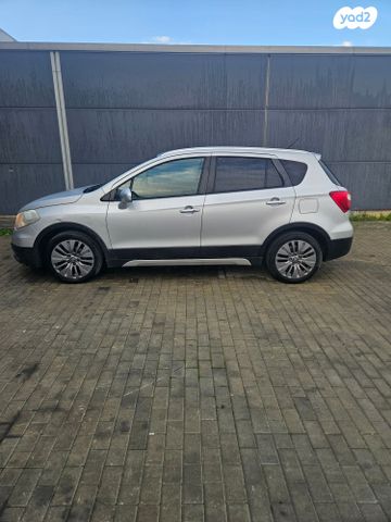 סוזוקי קרוסאובר