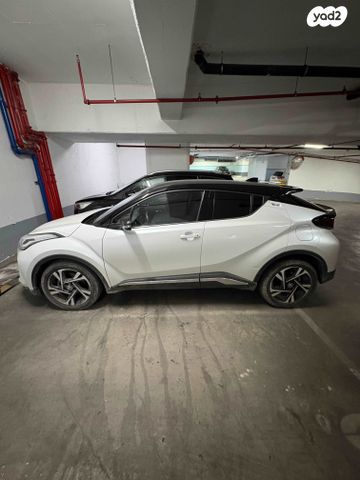 טויוטה C-HR