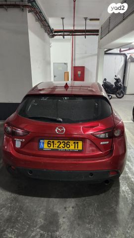 מודעת רכב מאזדה 3