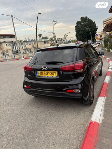יונדאי i20