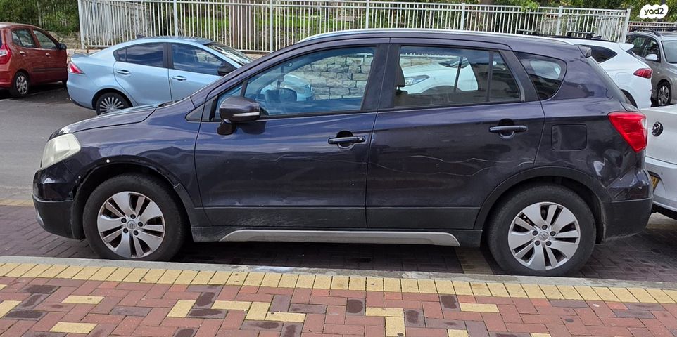 מודעת רכב סוזוקי קרוסאובר