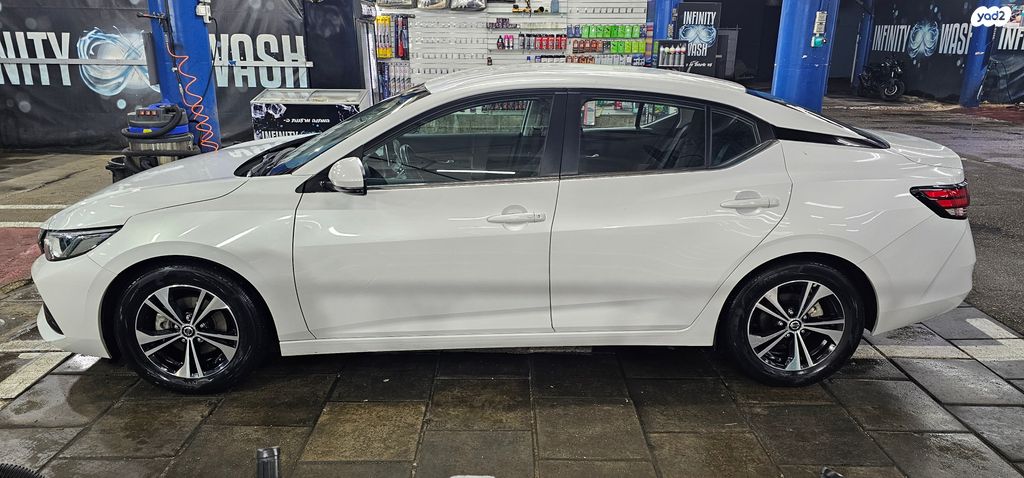 ניסאן סנטרה