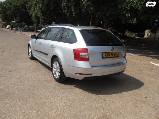 סקודה אוקטביה