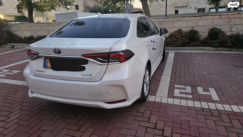 טויוטה קורולה