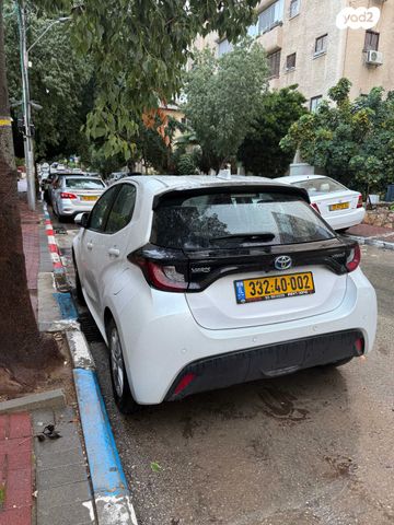 טויוטה יאריס