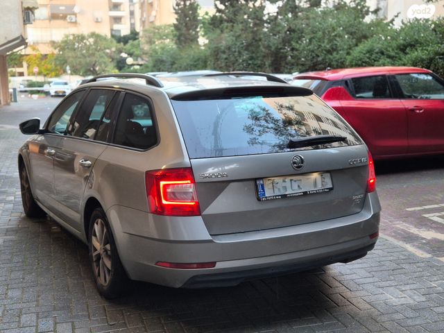 סקודה אוקטביה