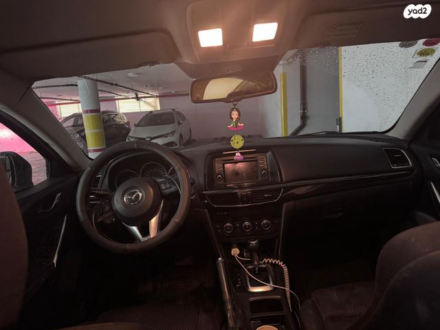 מודעת רכב מאזדה 6