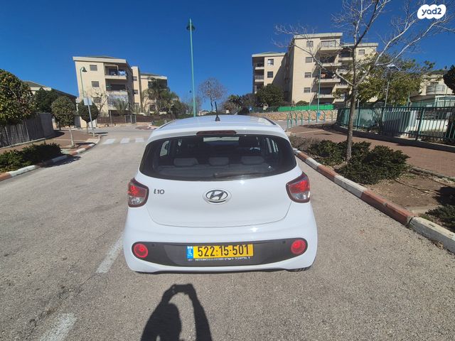 יונדאי i10