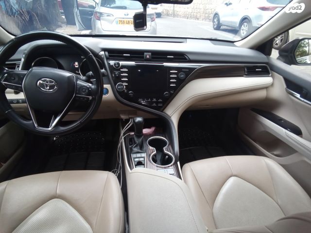 מודעת רכב טויוטה קאמרי