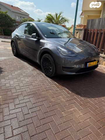 טסלה מודל Y