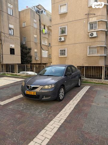 מאזדה 3